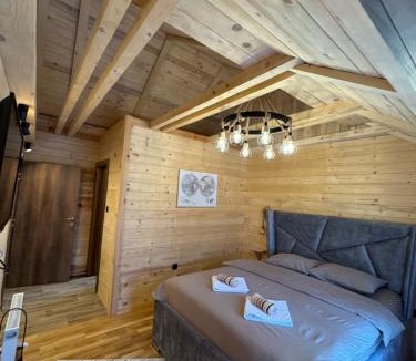 Kolasin Cabin | Chalet Montenegrina with jacuzzi