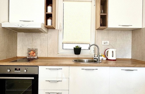 Kotor Apartment | Charming 2-bedroom apartment with WiFi, parking and AC in delightful Dobrota