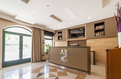 Grahovo Apartment | Charming 2 bedroom apartment 50 m from the beach