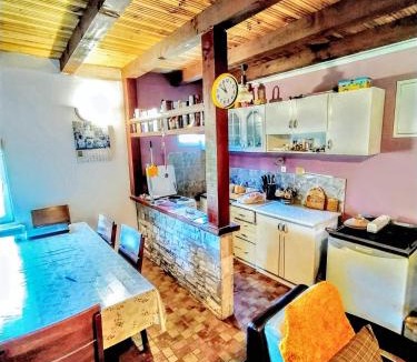 Vrbanje Ski Chalet | Charming chalet in Herceg Novi with fenced garden