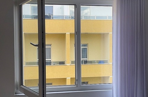 Durres Apartment | Charming Coastal Apartment – Just 20m from the Beach, Balcony, Elevator Access