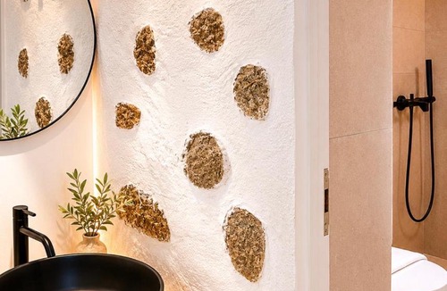 Mykonos Town Apartment | Charming cottage 15 minute walk from Mykonos Town & Airport