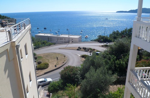 Przno Apartment | Charming family Apt with sea view and quick acces to beaches