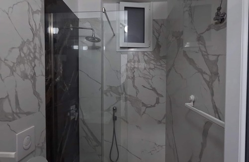 Vlore Apartment | Charming Olympia Sea View Rooms in lovely Vlore