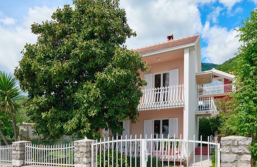 Bijela Villa | Charming seafront villa Magnolia, 4 * in Bijela, Bay of Kotor/6 guests