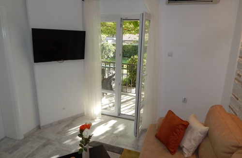 Kotor Apartment | Charming Studio With Separate Bedroom
