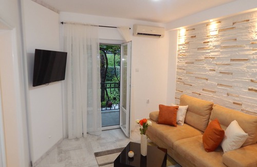 Kotor Apartment | Charming Studio With Separate Bedroom