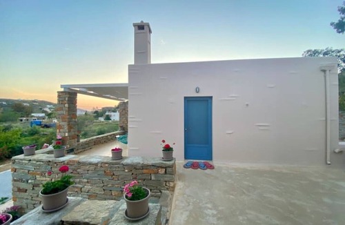 Vourkari House | Charming Vourkari Stone Home 3 - Minutes from Port