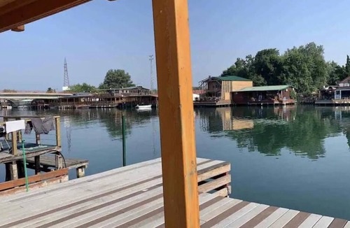 Ulcinj Cabin | Cheerful cabin Ada bojana
