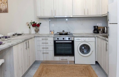 Ano Kipseli Apartment | Chic 1 Bd Apartment for 4 in Ano Kypseli