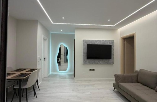 Vlore Apartment | Chic Apartament Free Parking