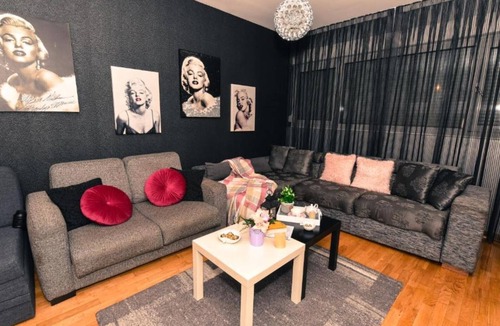 Rozino Apartment | Chic Budva City Retreat - Studio Apt with Balcony
