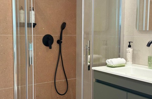Kypseli Apartment | Chic Studio Apartment next to Agiou Georgiou square