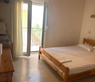 Loutsa Apartment | Christina Sunny Apartments I