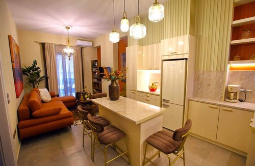 Nafplion City Centre Apartment | Chrysiida Luxury Apt, Stroll to Nafplio Center