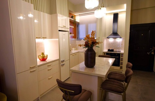 Nafplion City Centre Apartment | Chrysiida Luxury Apt, Stroll to Nafplio Center