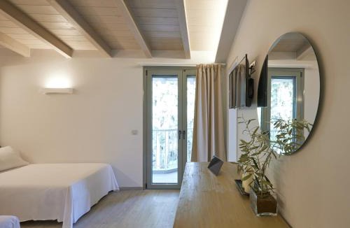 Tolo Hotel | CICADA HOTEL
