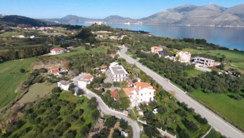 Lixouri Apartment | Circe Pansion