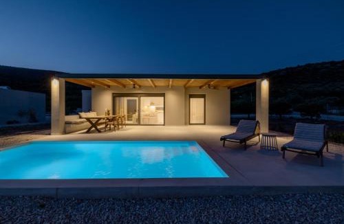 Nafplio House | Citrus Villa with Pool and Sea View near Nafplio