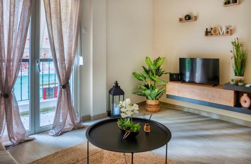 Athens Apartment | City Break Apartment 4' to Metro
