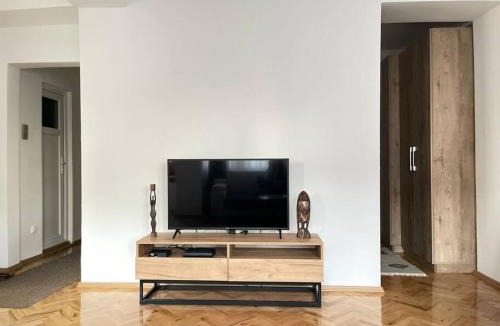 Mejë Apartment | City Center Studio Apartment