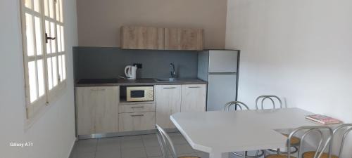 Acharavi Apartment | Claire