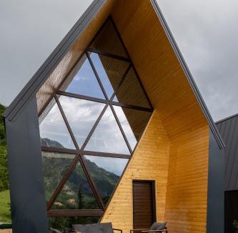 Bistrica Ski Chalet | Clear Water Eco Village