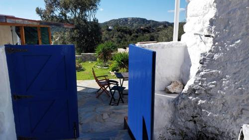 South Rhodes House | Clive and Bifi's house