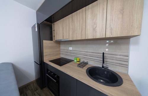 Skaljari Apartment | Coastal Comfort 2 BDR Apartment w/Garden Escape