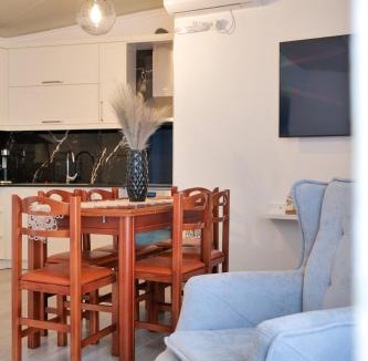 Sarande Apartment | Coastal Dwell