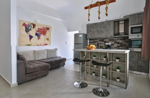 Naousa House | Colors In Naousa - House for 6 people IN the city of Naousa Paros