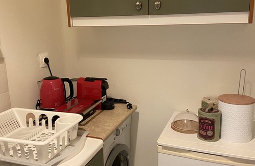 Rhodes Town Apartment | Colourful apartment next to Monte Smith!