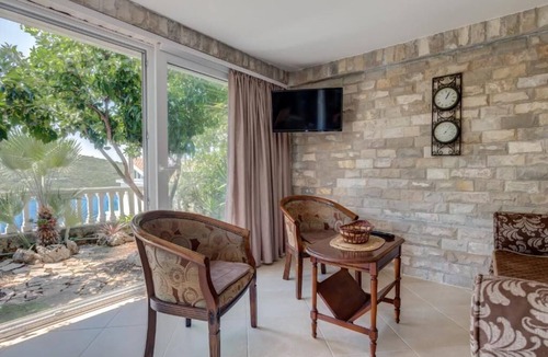 Bigovo Apartment | Comfort 2BDR Apartment with Terrace & Sea View