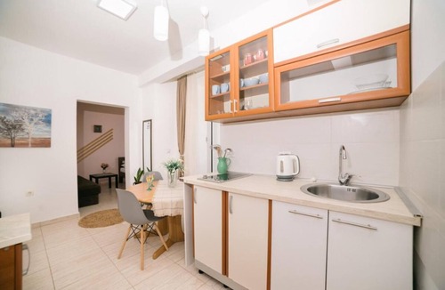 Ulcinj Apartment | Comfort Apartment with Sea view & Pino