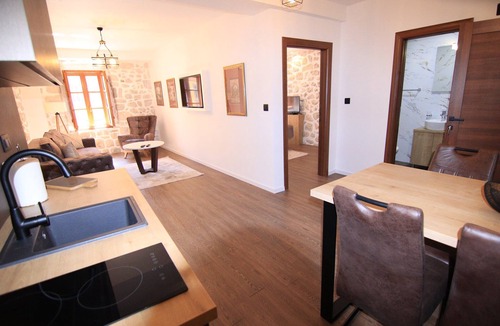 Donje Polje Apartment | Comfort modern apartment in center Cetinje