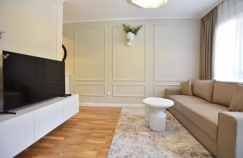 Lazi Apartment | Comfy one-bdr apartment Sara