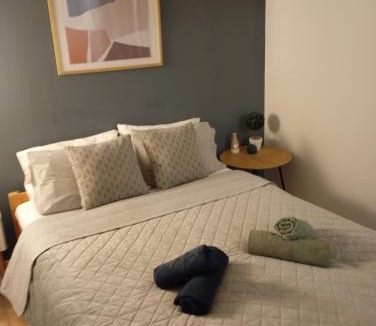 Lamia Apartment | Comfy Studio