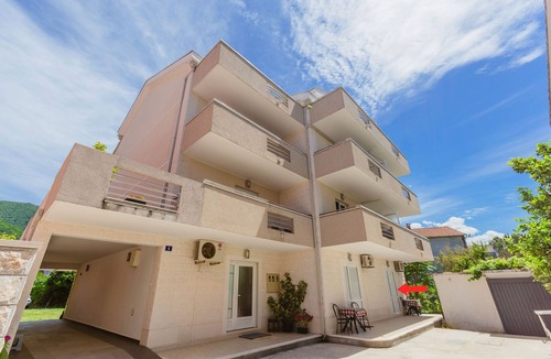Tomicici Apartment | Compact studio near the sea