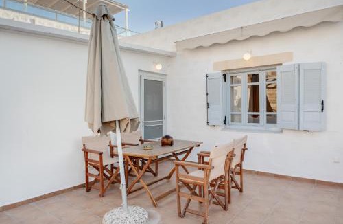 Skala House | Consolato House