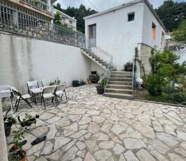Ulcinj House | Cool room in Authentic Montenegro House