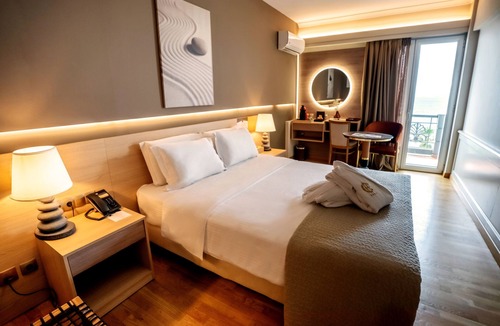 Palaio Faliro Hotel | Coral Hotel Athens