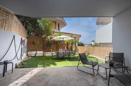 Vari-Voula-Vouliagmeni Villa | Costa Luca Athenian Riviera