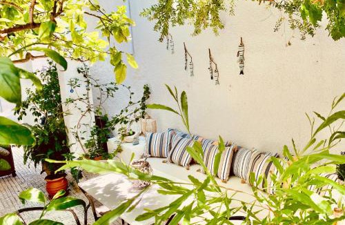 Aegina Town Hotel | Costas Rooms