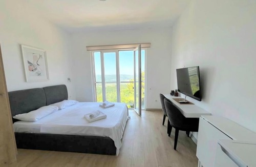 Kotor Apartment | Cosy Adriatic Studio