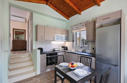 Lefkada Town Villa | Cosy Halipoma-Tilemahos into Lefkada town & close to Ai Giannis beach