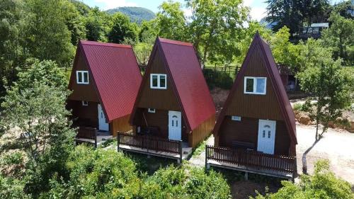 Montenegro House | Cottage Cabins Brskovo