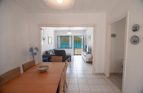 Vathy House | Cottage on the Sea