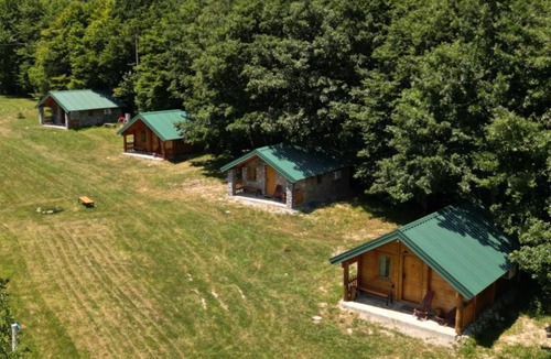 Mojkovac Ski Chalet | Cottages Serdar