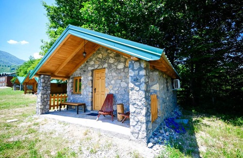 Mojkovac Ski Chalet | Cottages Serdar