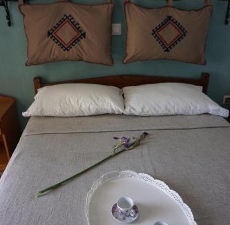 Menetai Apartment | Country Studios